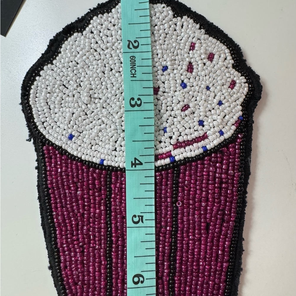 Beaded Cupcake Design Coin Purse - Picture 4 of 5